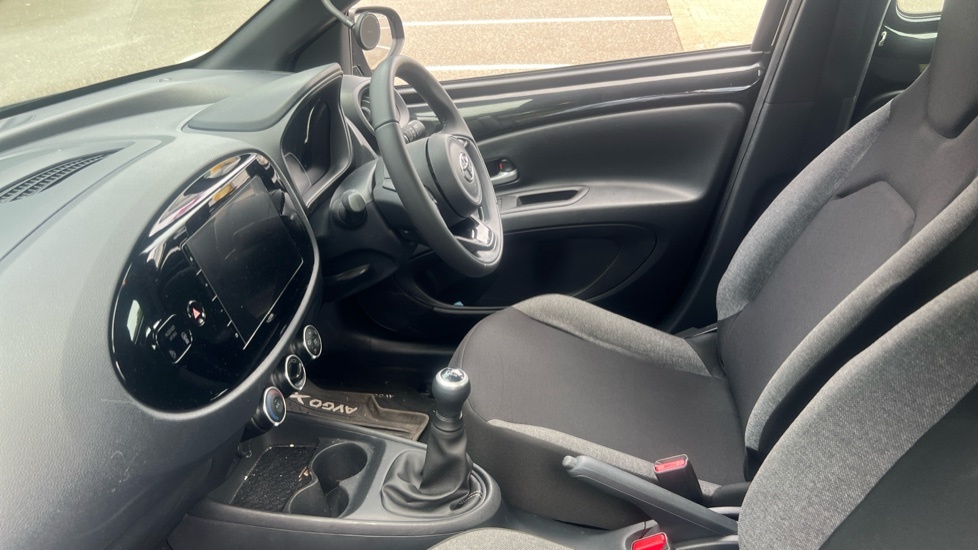 Toyota Aygo X 1.0 Vvt-i Pure Hatchback Euro 6 Black #5