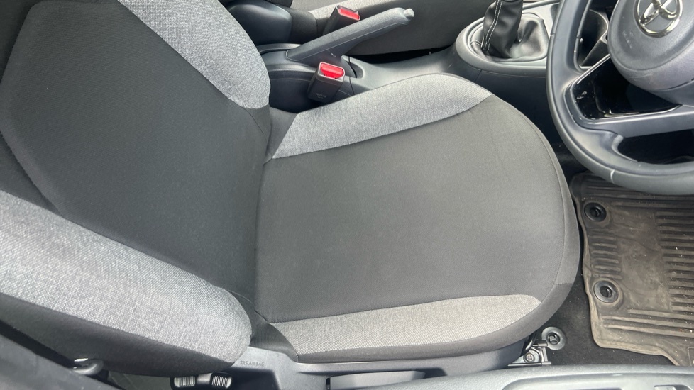 Toyota Aygo X 1.0 Vvt-i Edge X-shift Euro 6 Ss Red #27