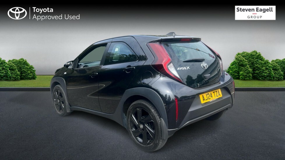 Toyota Aygo X 1.0 Vvt-i Pure Hatchback Euro 6 Black #4