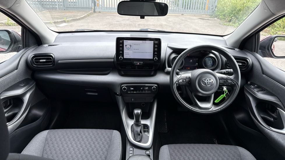 Toyota Yaris 1.5 Vvt-h Design E-cvt Euro 6 Ss Red #6