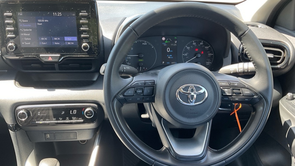 Toyota Yaris 1.5 Vvt-h Icon Hatchback Hybrid E-cvt E Blue #10