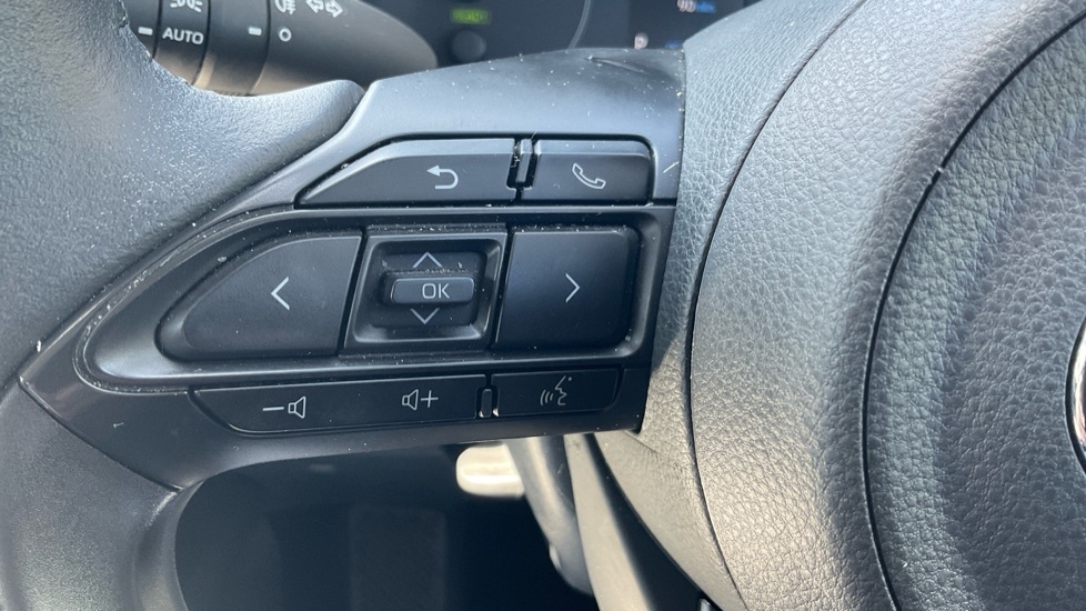 Toyota Yaris 1.5 Vvt-h Icon Hatchback Hybrid E-cvt E Blue #30