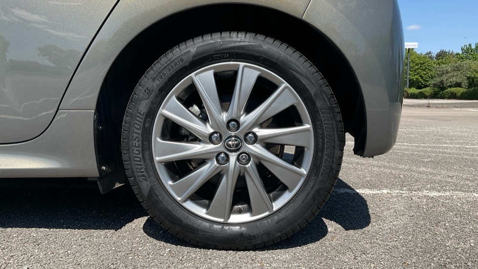 Toyota Yaris 1.5 Vvt-h Icon Hatchback Hybrid E-cvt E Blue #25