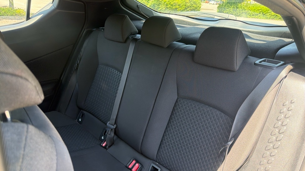 Toyota C-Hr 1.8 Hybrid Design Cvt Blue #35
