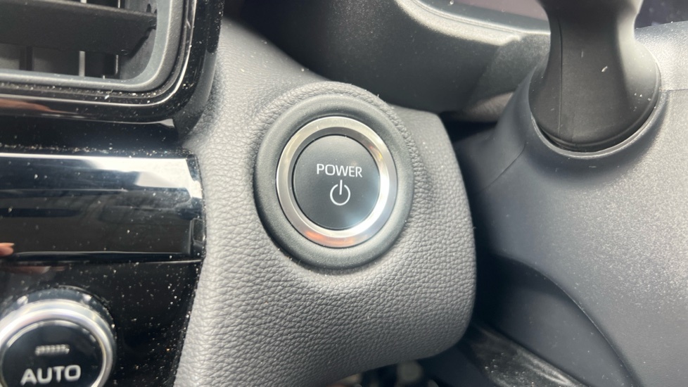 Toyota Yaris Cross Design Grey #16