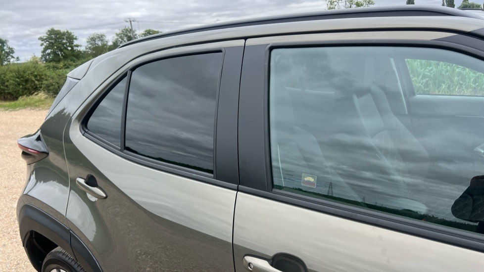 Toyota Yaris Cross Design Grey #40