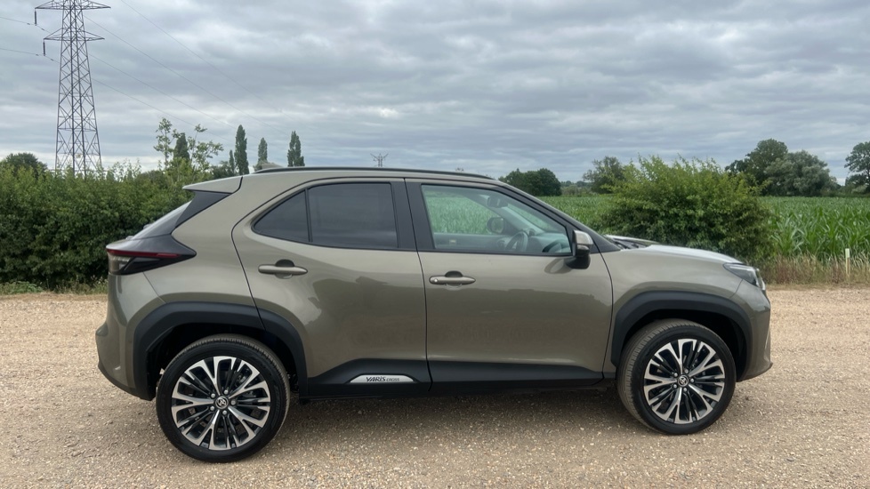 Toyota Yaris Cross Design Grey #23