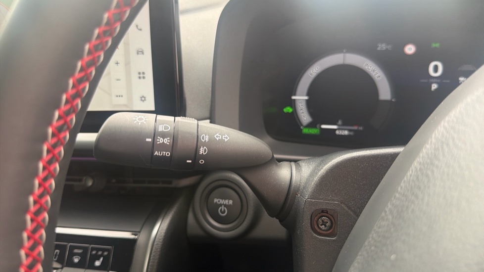 Toyota C-Hr 1.8 Hybrid Design Cvt Black #35