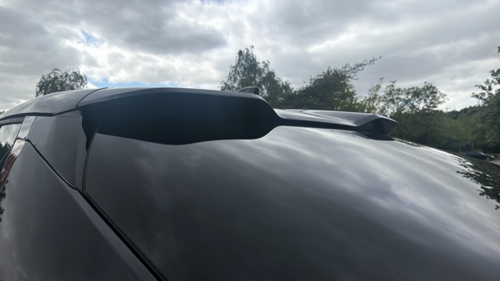 Toyota C-Hr 1.8 Hybrid Design Cvt Black #30