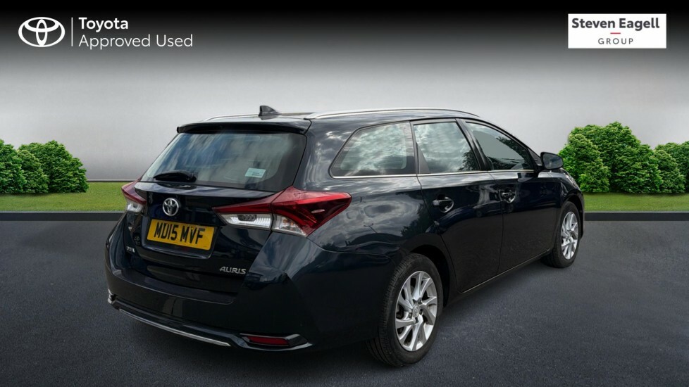 Toyota Auris 1.2 Vvt-i Business Edition Touring Sports Petr Grey #2