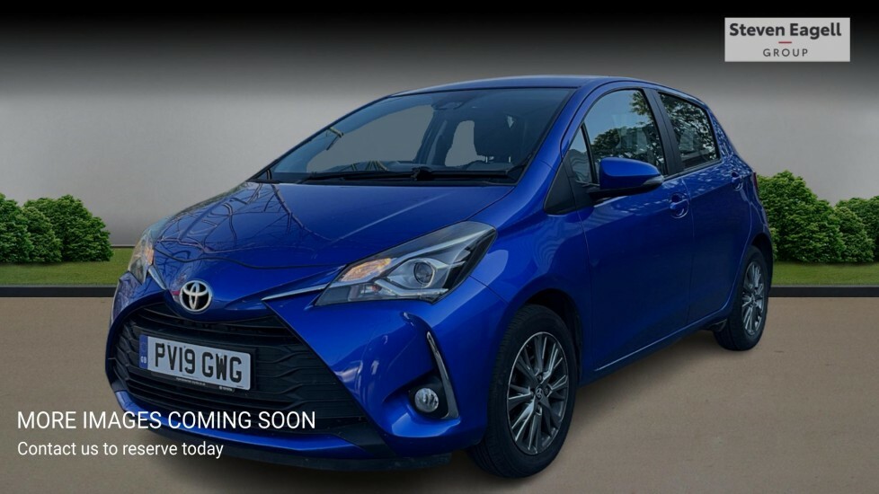 Toyota Yaris 1.5 Vvt-i Icon Tech Euro 6 Black #3