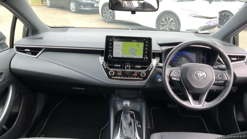 Toyota Corolla 1.8 Vvt-h Icon Tech Hatchback Hybrid Cv White #6