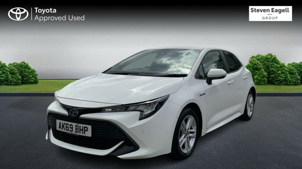 Toyota Corolla 1.8 Vvt-h Icon Tech Hatchback Hybrid Cv White #3