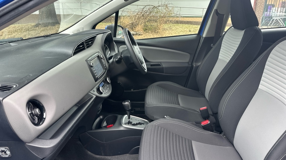 Toyota Yaris 1.5 Vvt-h Icon E-cvt Euro 6 Ss Blue #5