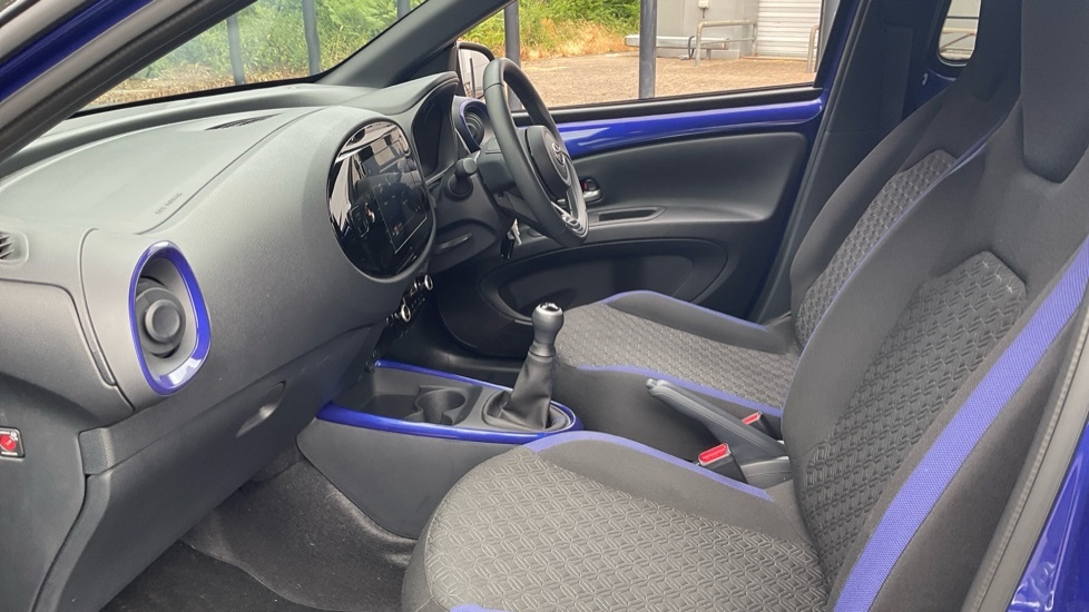Toyota Aygo X 1.0 Vvt-i Edge Euro 6 Ss Blue #5
