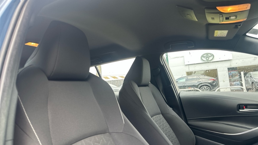 Toyota Corolla 2.0 Vvt-i Hybrid Gr Sport Cvt White #19