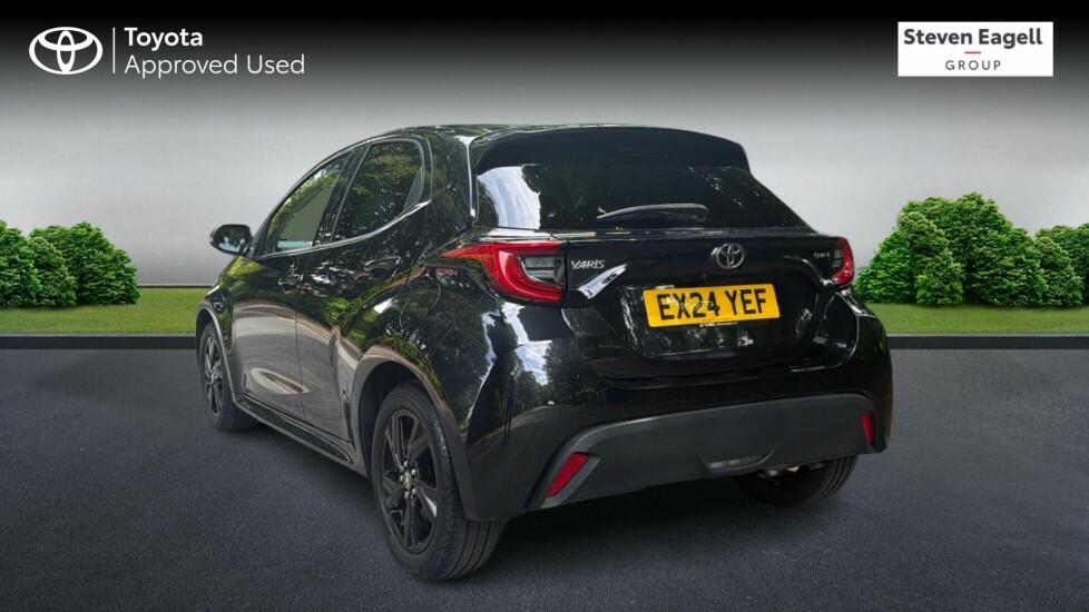 Toyota Yaris 1.5 Vvt-h Design E-cvt Euro 6 Ss Black #4