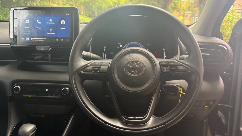 Toyota Yaris 1.5 Hybrid Design Blue #10