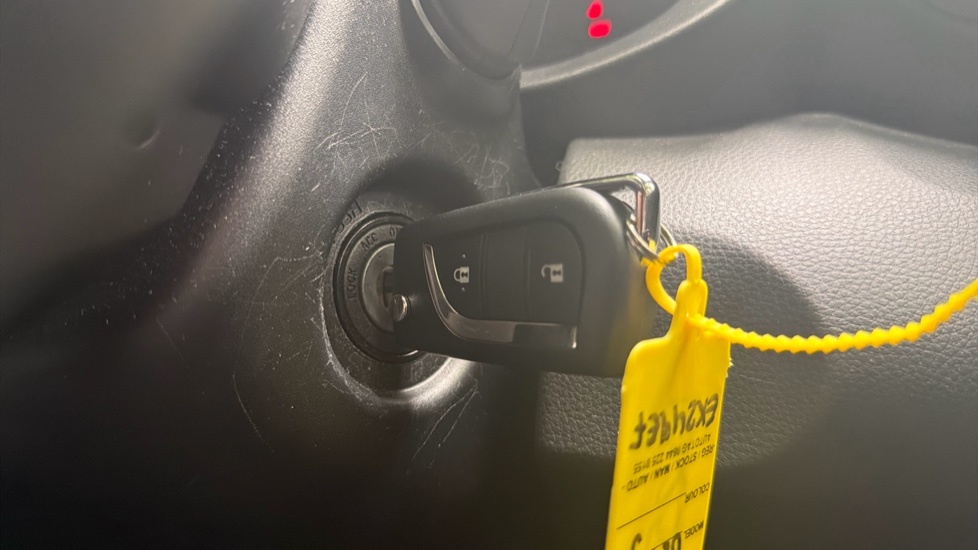 Toyota Yaris 1.5 Hybrid Design Blue #16