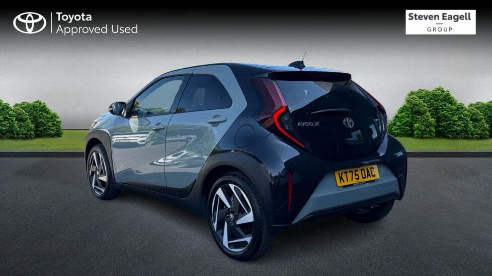 Toyota Aygo X 1.5 Hybrid Gr Sport Cvt Hatchback  #4