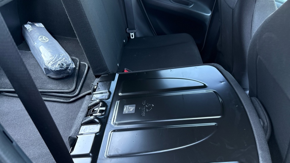 Toyota Aygo X 1.5 Hybrid Gr Sport Cvt Hatchback  #18