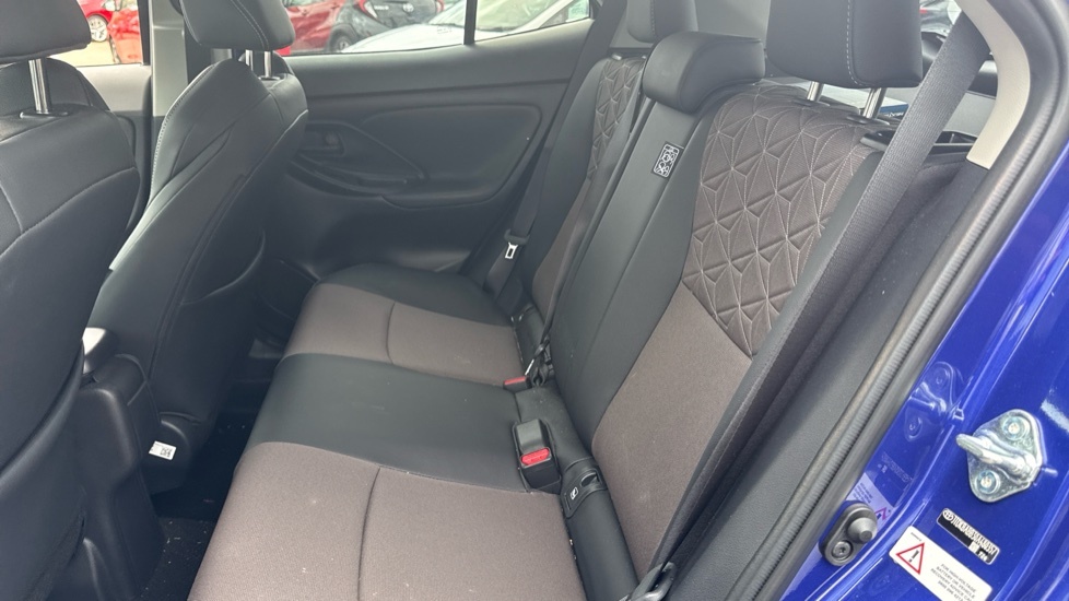 Toyota Yaris Cross 1.5 Hybrid Excel Cvt Grey #14