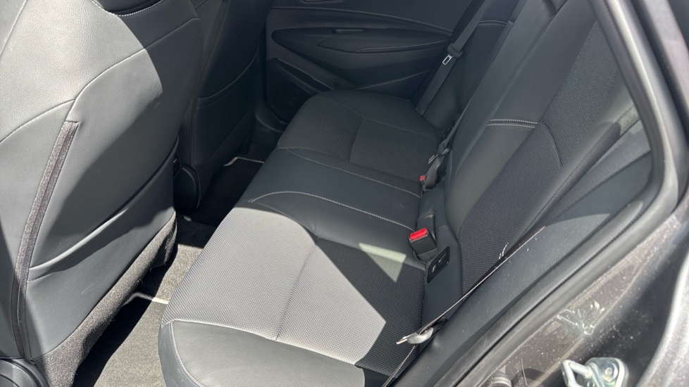Toyota Corolla 2.0 Hybrid 178 Gr Sport Cvt Black #15