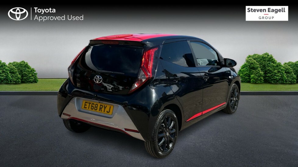 Toyota Aygo 1.0 Vvt-i X-press Euro 6 Black #2