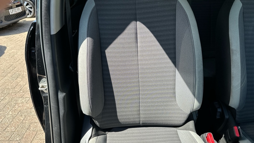 Toyota Aygo 1.0 Vvt-i X-plore 69 Bhp Black #14