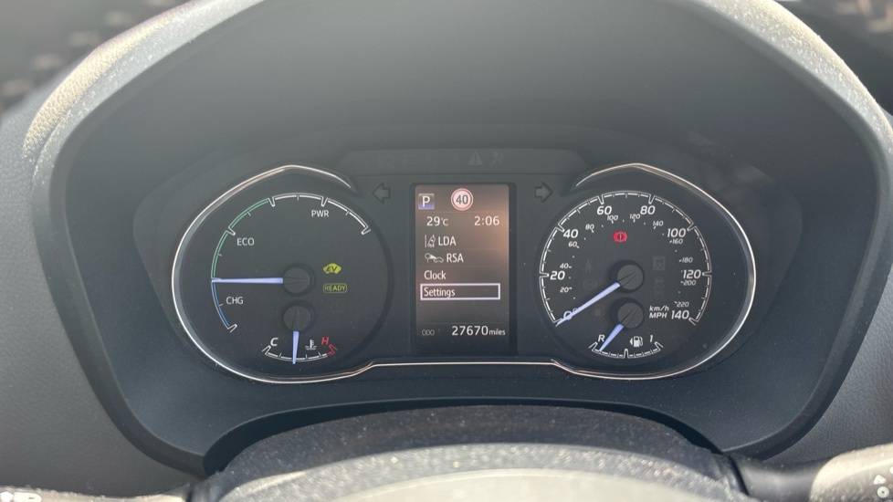 Toyota Yaris 1.5 Hybrid Design Cvt Black #11