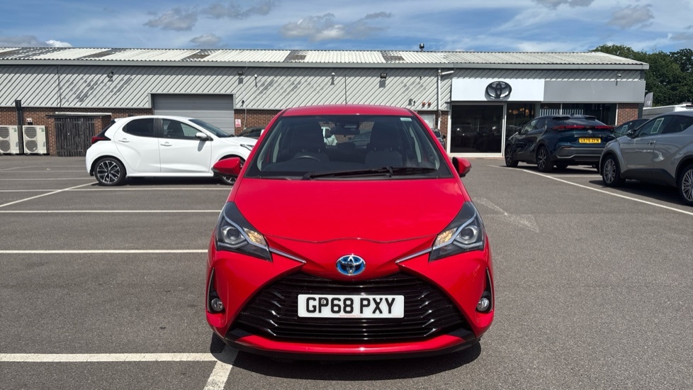 Toyota Yaris 1.5 Hybrid Design Cvt Black #22