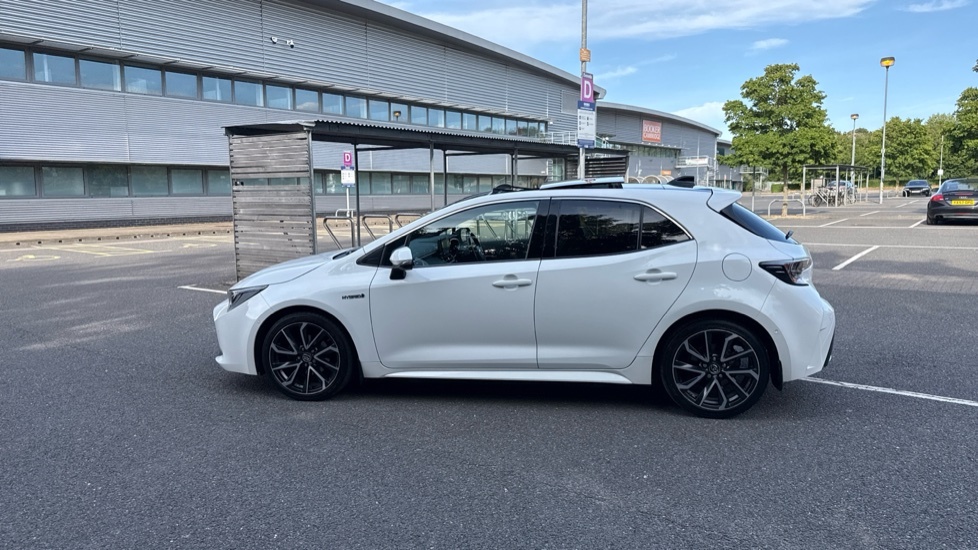 Toyota Corolla 1.8 Vvt-i Hybrid Icon Cvt Black #24