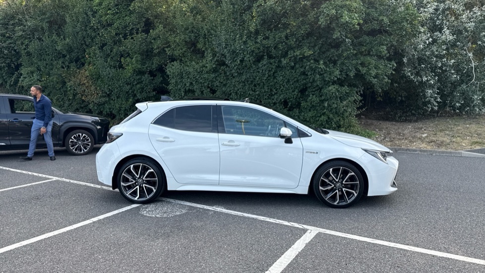 Toyota Corolla 1.8 Vvt-i Hybrid Icon Cvt Black #23