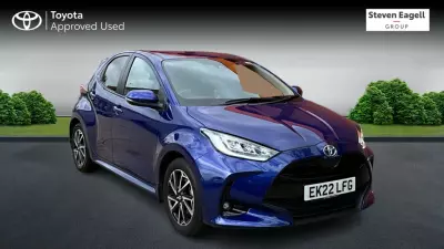 Toyota Yaris 1.5 Hybrid Design Cvt Grey #1