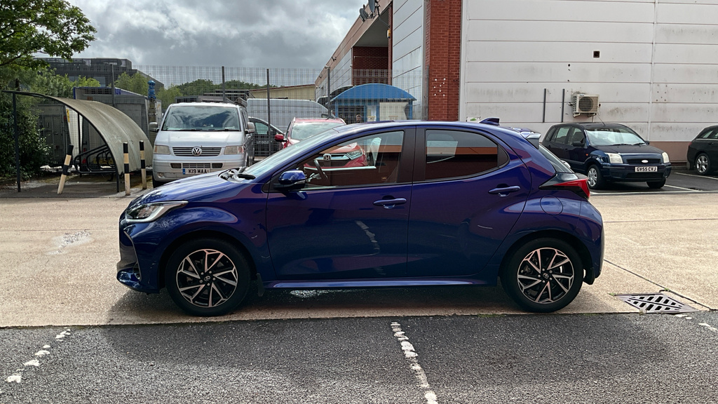 Toyota Yaris 1.5 Vvt-h Design E-cvt Euro 6 Ss Blue #24