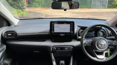 Toyota Yaris 1.5 Hybrid Design Cvt Grey #6