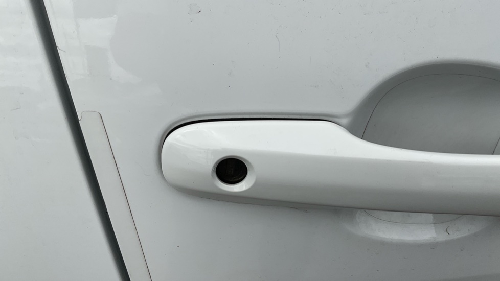 Toyota Yaris 1.5 Hybrid Design Cvt Silver #28