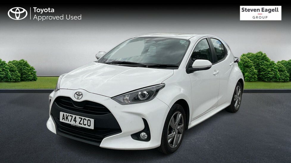 Toyota Yaris 1.5 Hybrid Design Cvt Silver #3