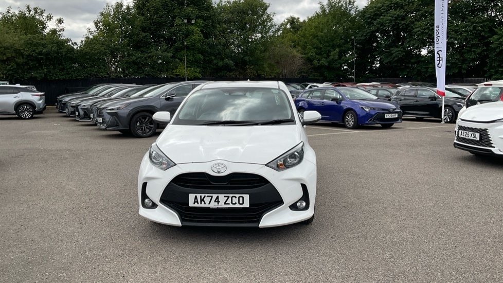 Toyota Yaris 1.5 Hybrid Design Cvt Silver #22