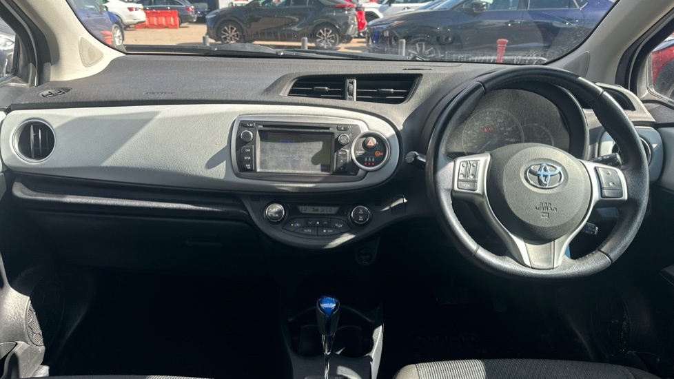 Toyota Yaris 1.5 Vvt-h Excel E-cvt Euro 6 15In Alloy Blue #6