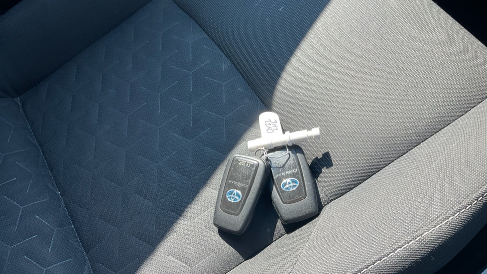 Toyota Corolla 1.8 Vvt-i Hybrid Gr Sport Cvt  #28