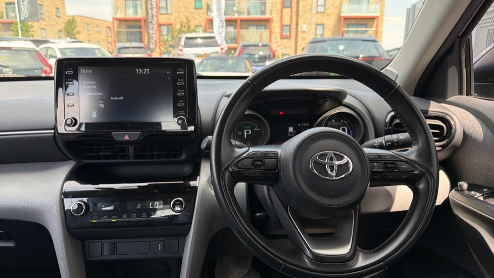 Toyota Yaris Cross 1.5 Hybrid Dynamic Cvt Silver #7
