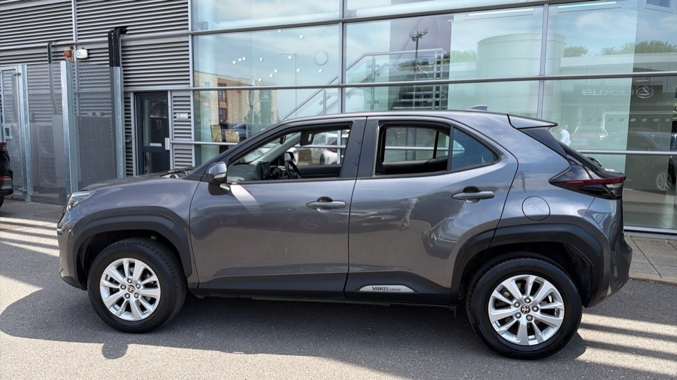Toyota Yaris Cross 1.5 Hybrid Dynamic Cvt Silver #24