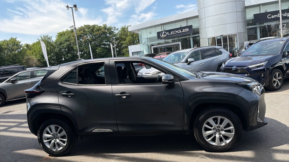 Toyota Yaris Cross 1.5 Hybrid Dynamic Cvt Silver #23