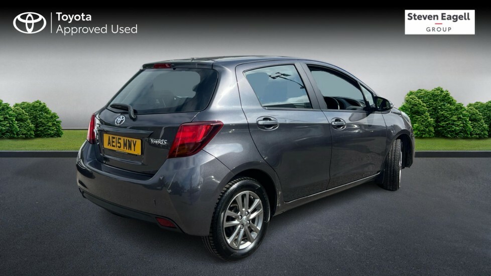 Toyota Yaris 1.33 Dual Vvt-i Icon Hatchback E Grey #2