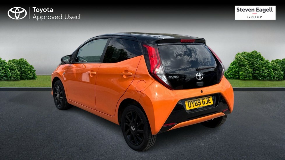 Toyota Aygo 1.0 Vvt-i X-cite X-shift Euro 6 OY69GJE Orange #4