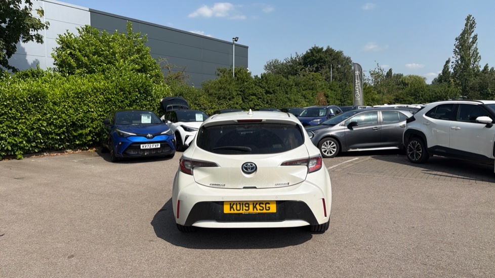 Toyota Corolla Estate 2.0 Vvt-i Design Hybrid Black #26