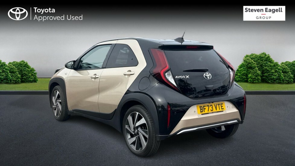 Toyota Aygo X 1.0 Vvt-i Exclusive X-shift Euro 6 Ss Beige #4