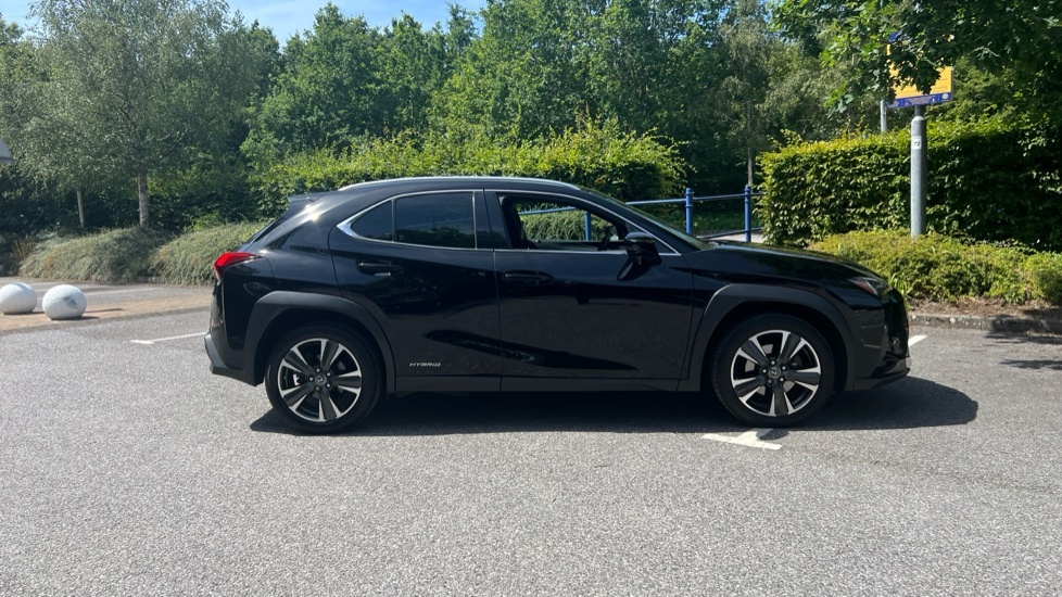 Lexus UX 250H E4 2.0 F-sport Cvt Premium Plussunroof Silver #23