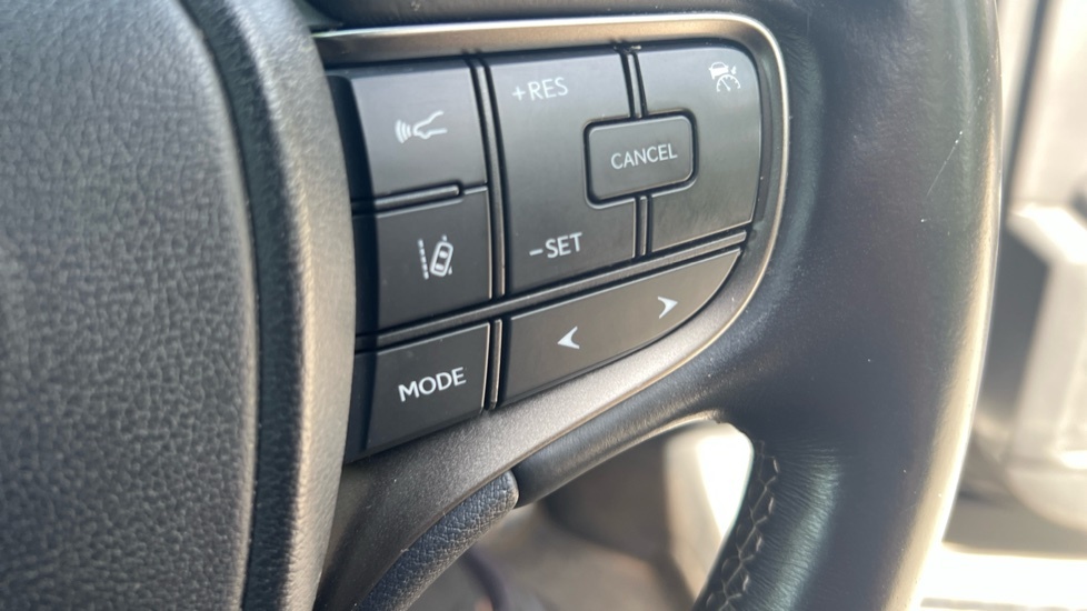 Lexus UX 250H E4 2.0 F-sport Cvt Premium Plussunroof Silver #46